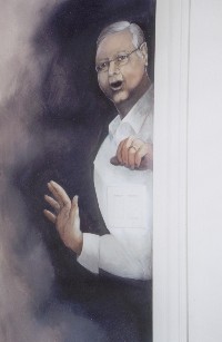 Life size portrait trompe l'oeil in a half bath