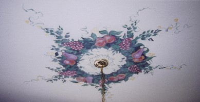 Fruit and ivy ceiling medallion